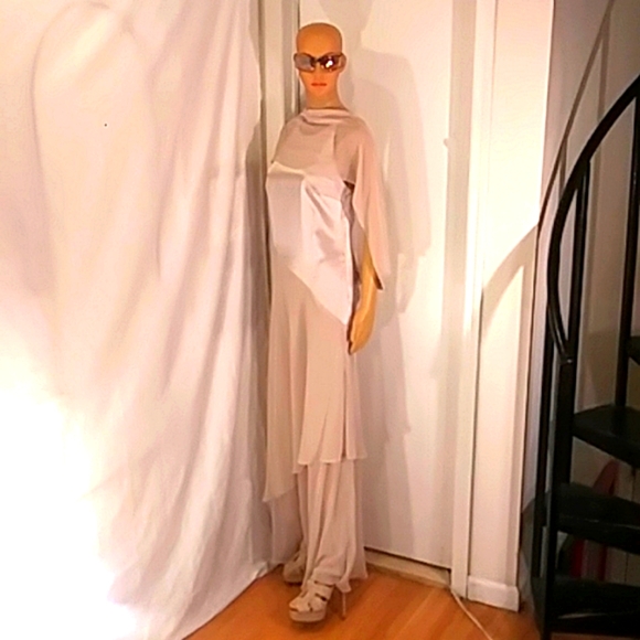 🔥NWT Chris Mclaughlin Formal Scarf Dress - Picture 6 of 16